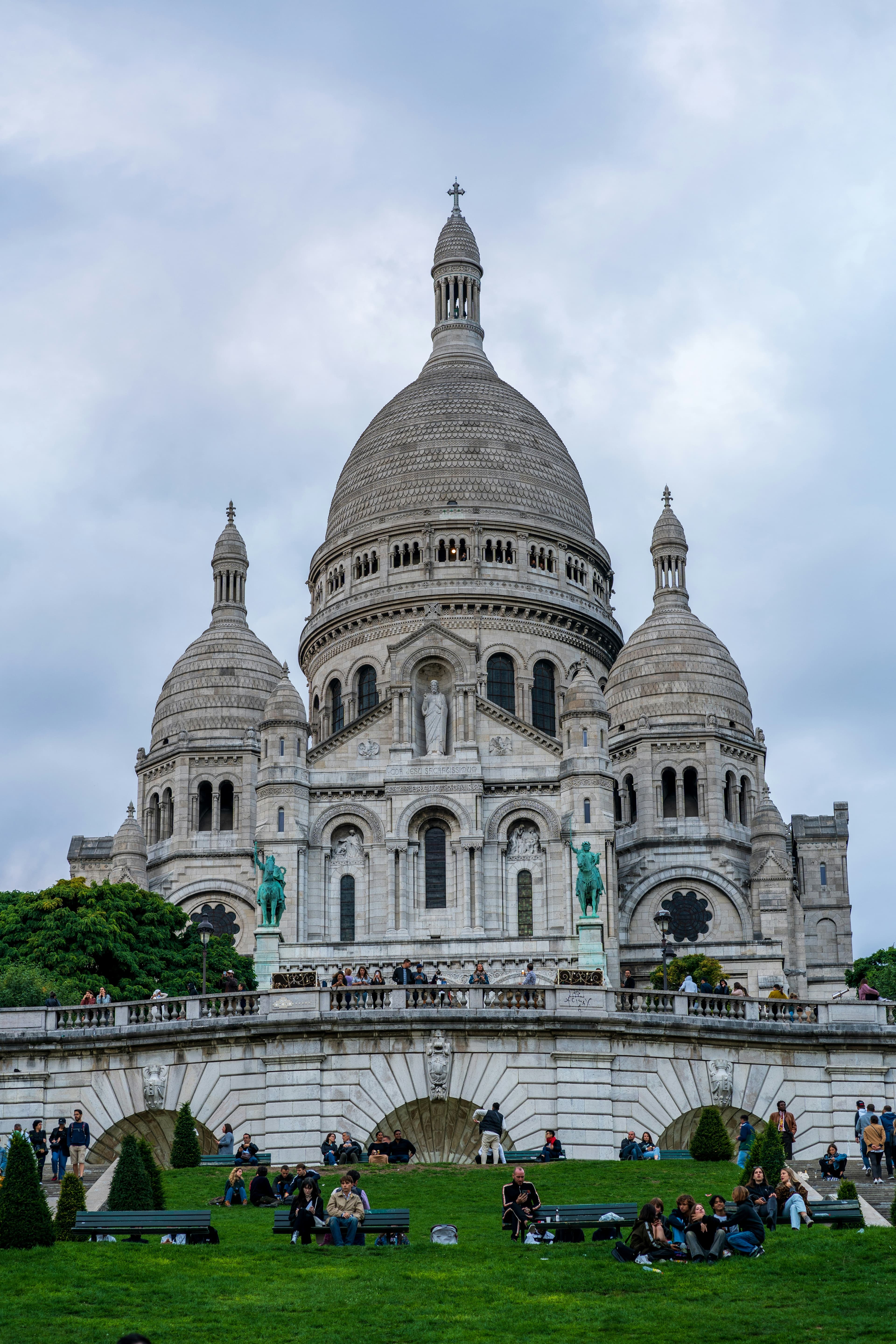Private Visit of Montmartre with Wine Tasting